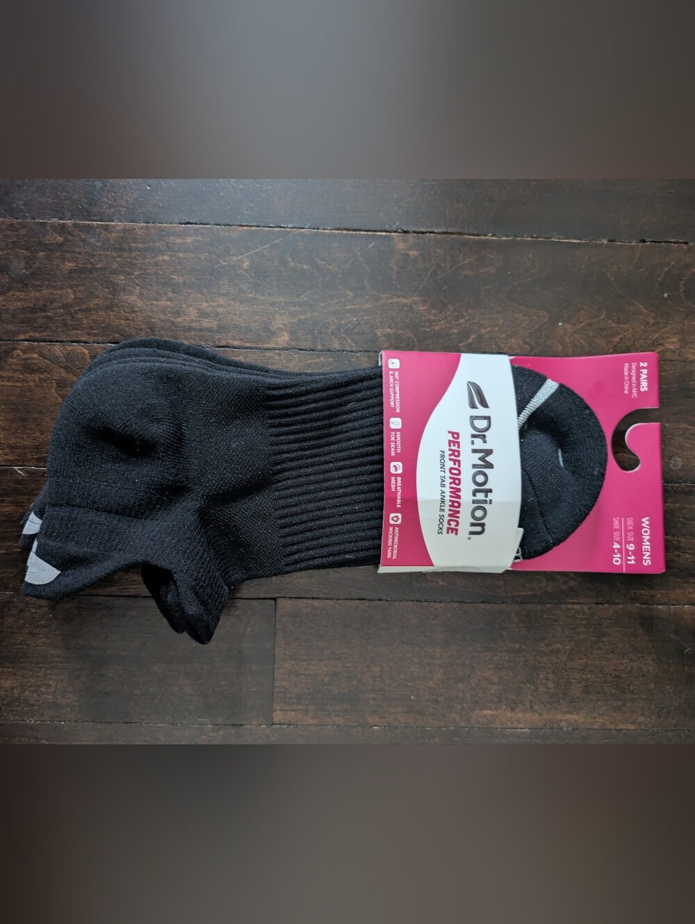 NWT Dr. Motion Black Ankle Socks, Women's 9-11
